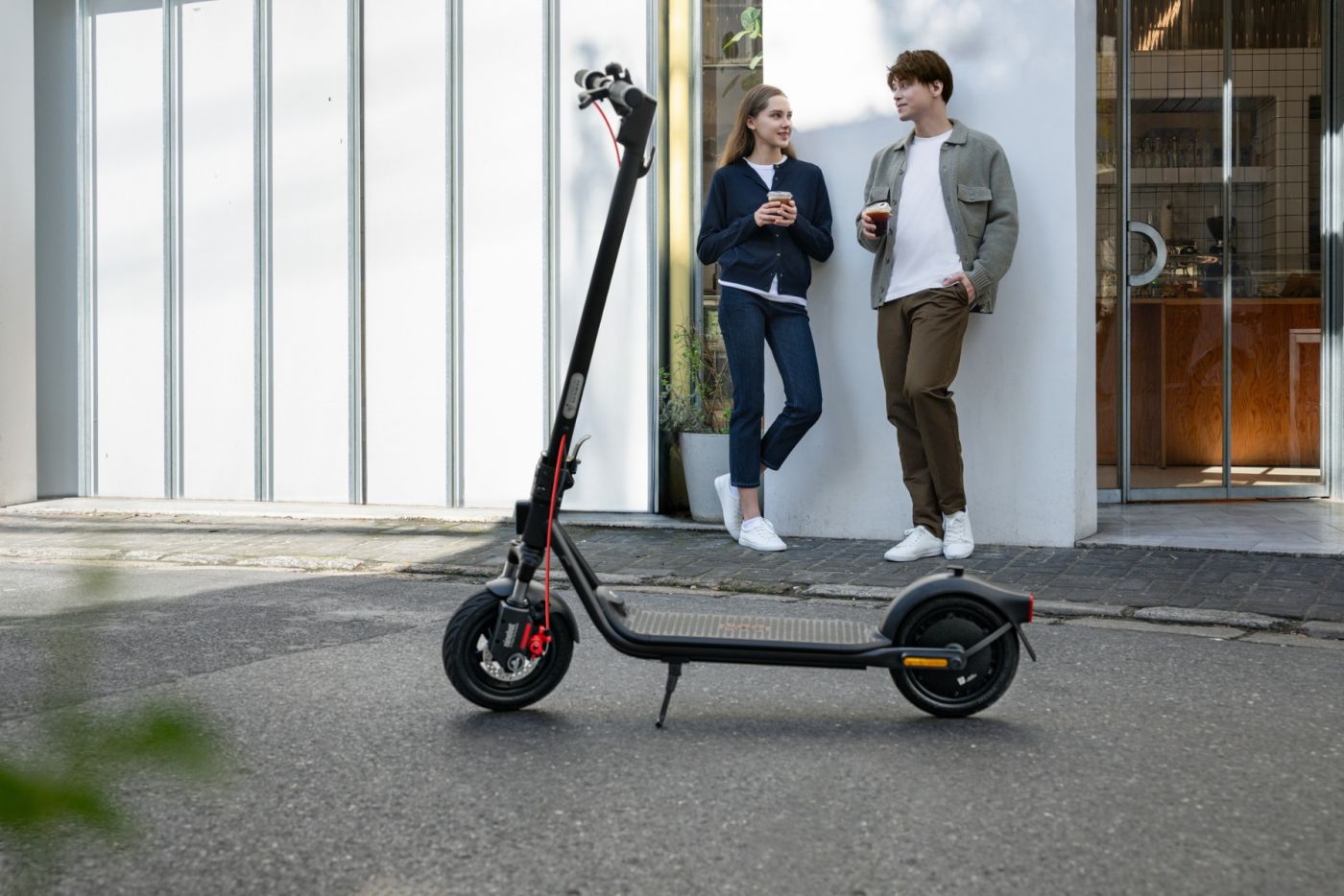 Ninebot by Segway F2 PRO E II KickScooter jaunums 2025 gadā